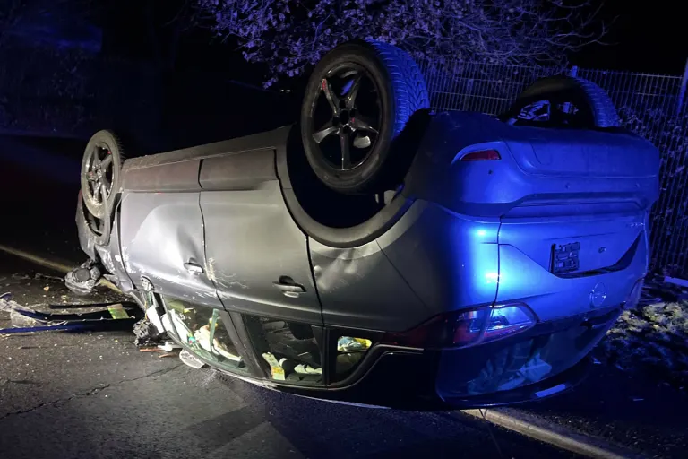 Wiehl – 16-Jähriger leistet nach Unfallflucht Widerstand