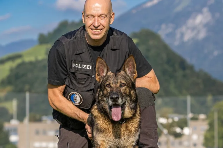 Luzern - Wohlverdienter Ruhestand für Polizeihund Mitch 