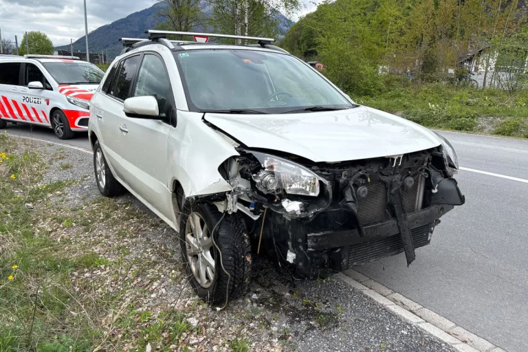 Näfels GL – Unfall wegen Sekundenschlaf