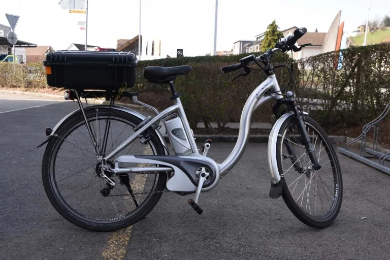Schmerikon SG - Unfall mit E-Bike