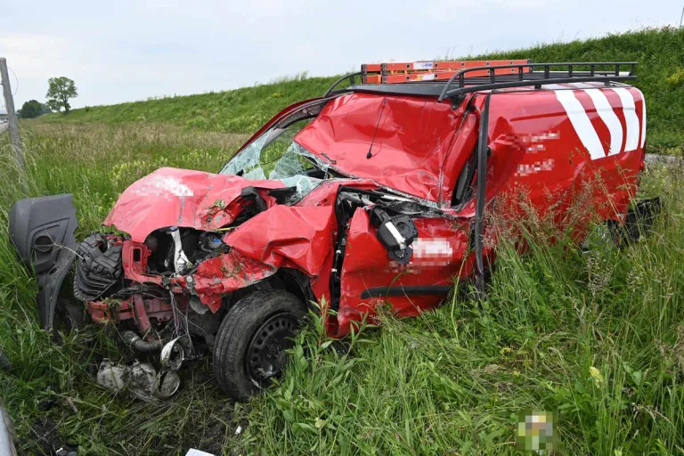 Montlingen SG - 20'000 Franken Sachschaden nach Unfall 