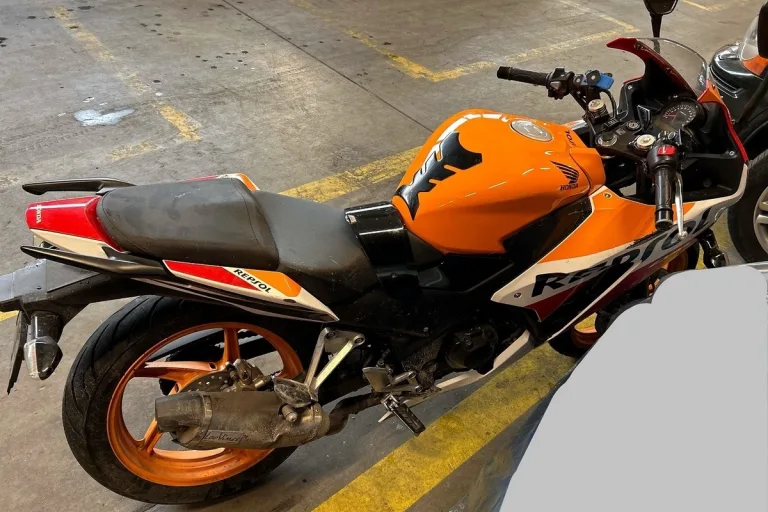  Neuhausen am Rheinfall SH - Galgenbucktunnel nach Unfall eines Motorradfahrers gesperrt