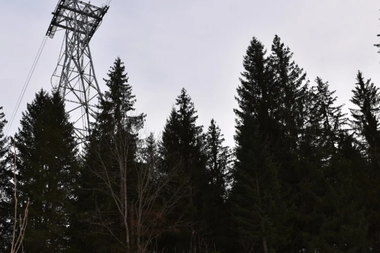 Arbeitsdrama in Laax GR - 17-jähriger Lehrling bei Arbeitsunfall auf Luftseilbahn verstorben