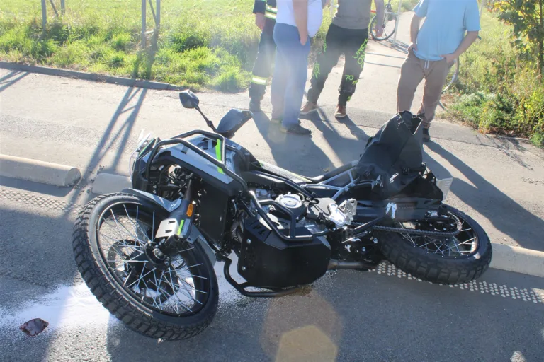 Nörvenich NW – Motorradfahrer durch Pkw bei Vorfahrtsverstoß verletzt