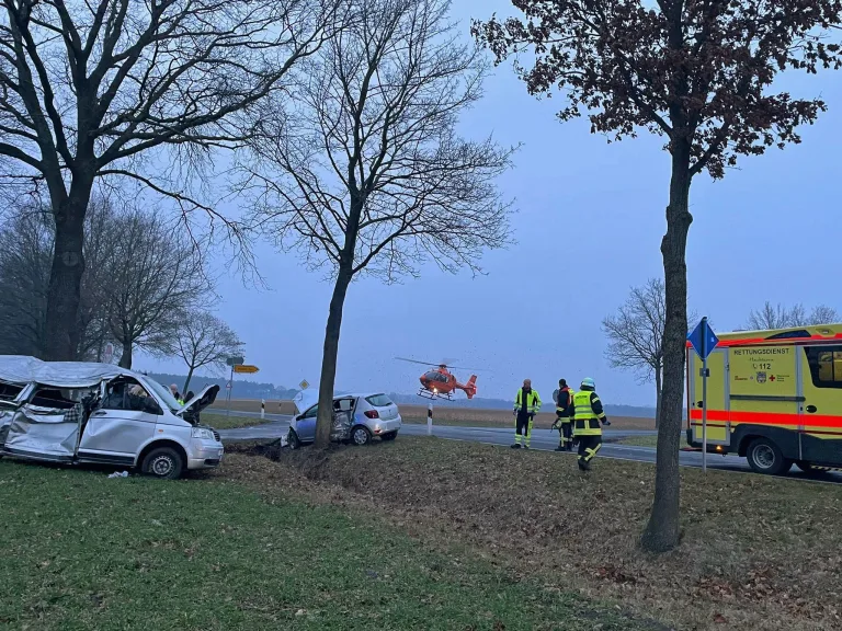 Kirchboitzen: Stoppschild missachtet – Zwei Schwerverletzte