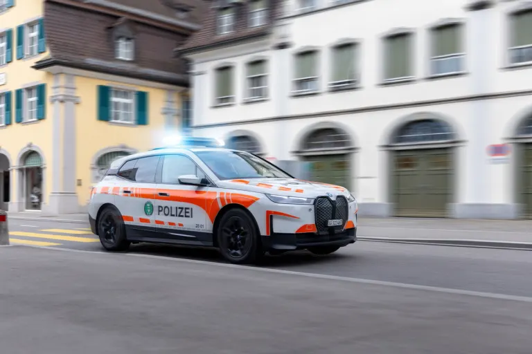 A1 Niederuzwil SG – Zwei Raser mit über 200 km/h gestoppt