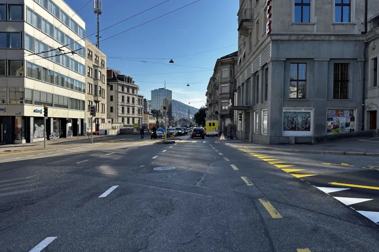 St. Gallen SG – Unfall zwischen E-Scooter und Fussgänger