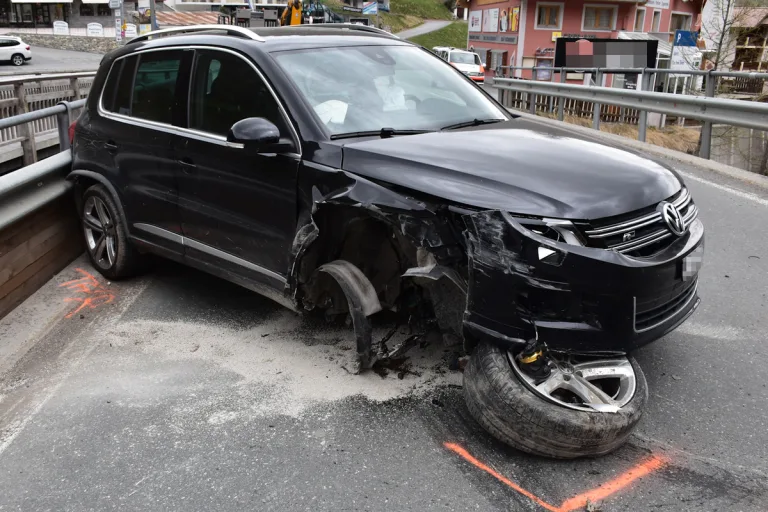 Samnaun GR - Vorderrad bei Unfall abgerissen
