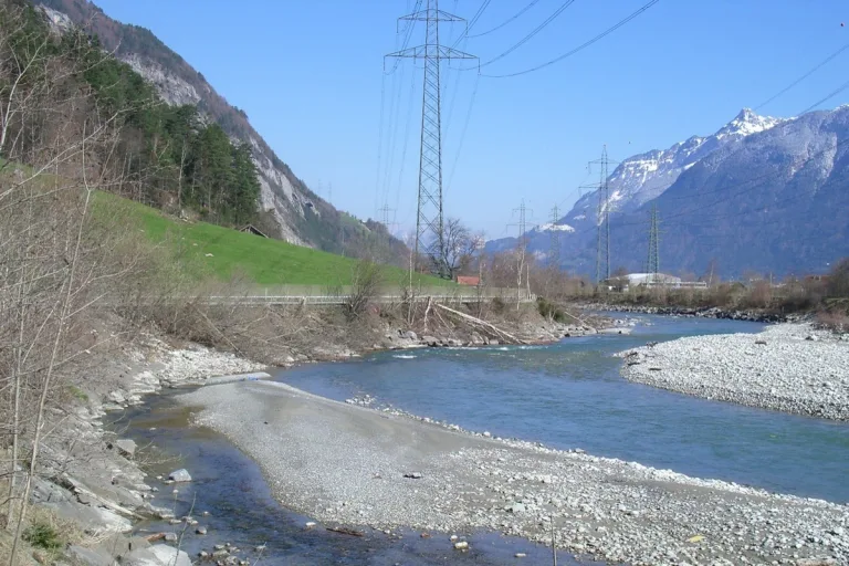 Unterhaltsarbeiten an der Reuss