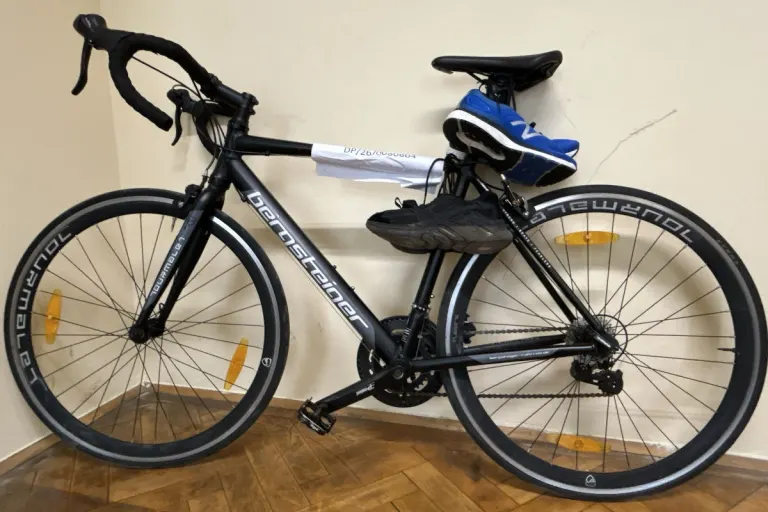 Wien – Drei Fahrräder und E-Scooter sichergestellt