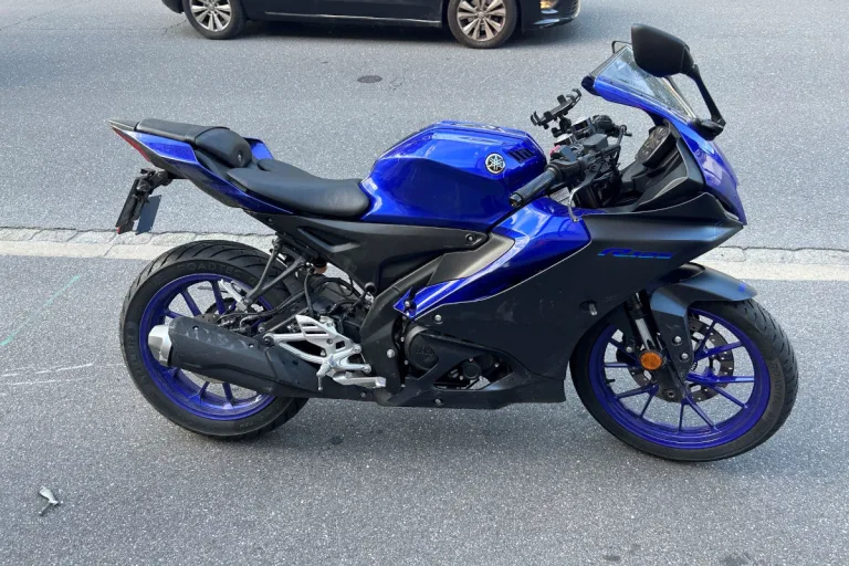 Chur GR – Junge Motorradfahrerin nach Unfall im Spital