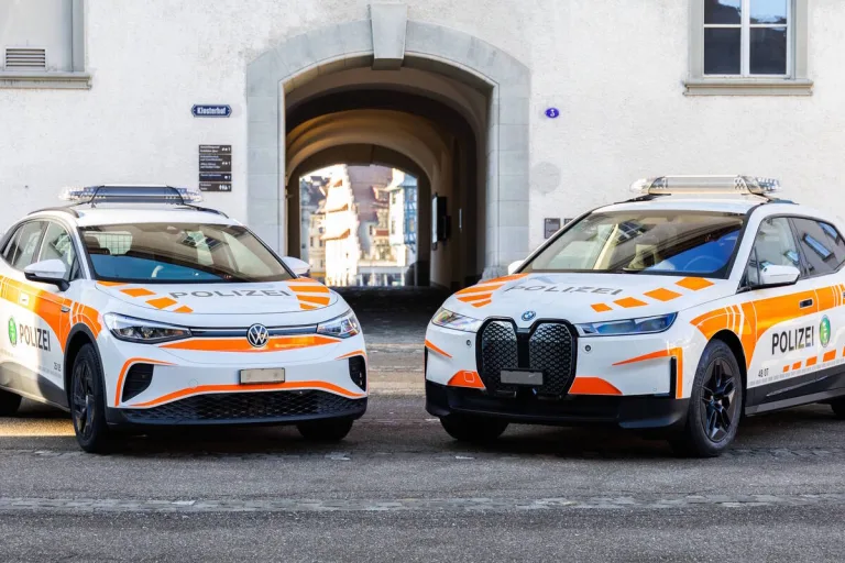 St.Gallen - Neue Elektrofahrzeuge für die Polizei 
