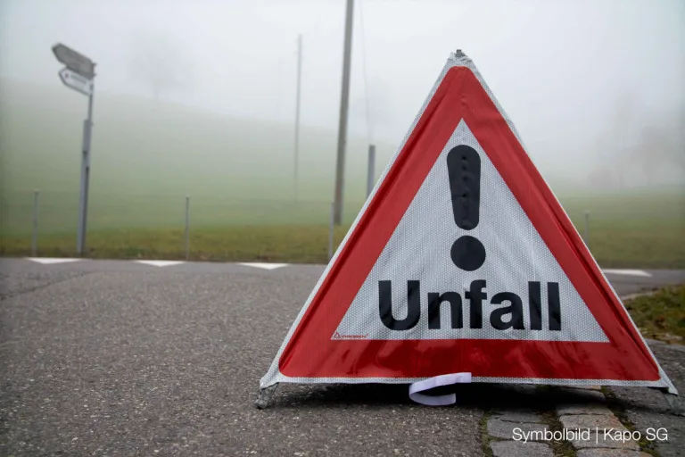 Sargans SG - Velofahrer nach Unfall verletzt