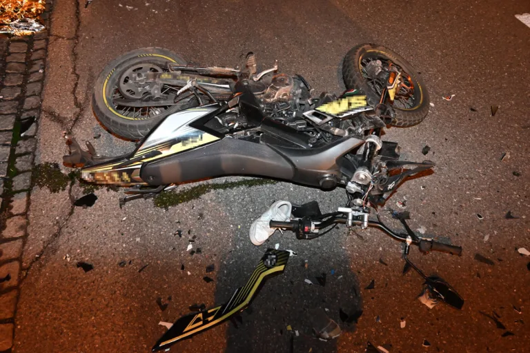 Oberriet SG – Unfall zwischen Auto und Motorrad