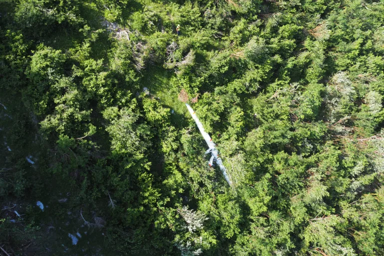 Tragödie in Conthey VS – Pilot bei Absturz eines Motorseglers verstorben