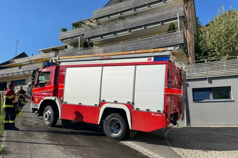 Zimmerbrand in Oberiberg SZ