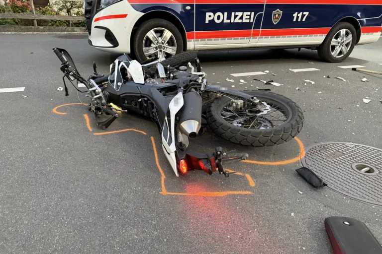 Schaan FL – Motorradfahrer bei Unfall schwer verletzt