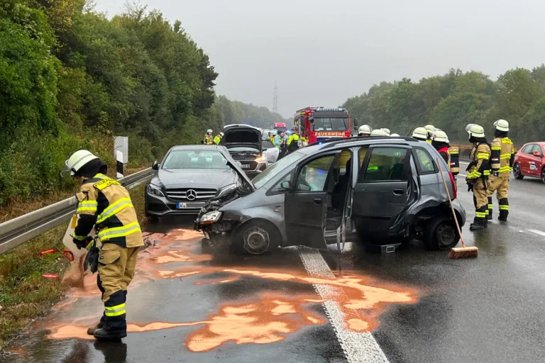 A46 Haan – Neun Verletzte bei Verkehrsunfall auf der Autobahn