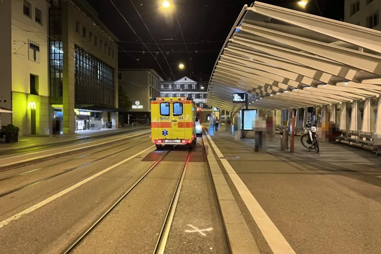 Unfall in St. Gallen - Mann wird von Linienbus erfasst und schwer verletzt