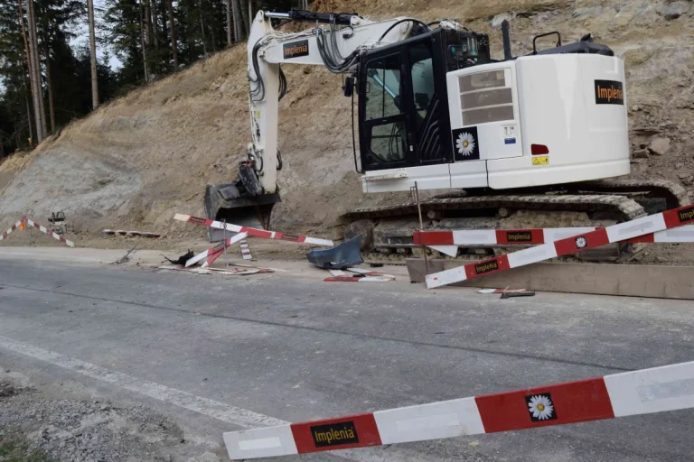 Walzenhausen AR - Unfall gebaut und weitergefahren