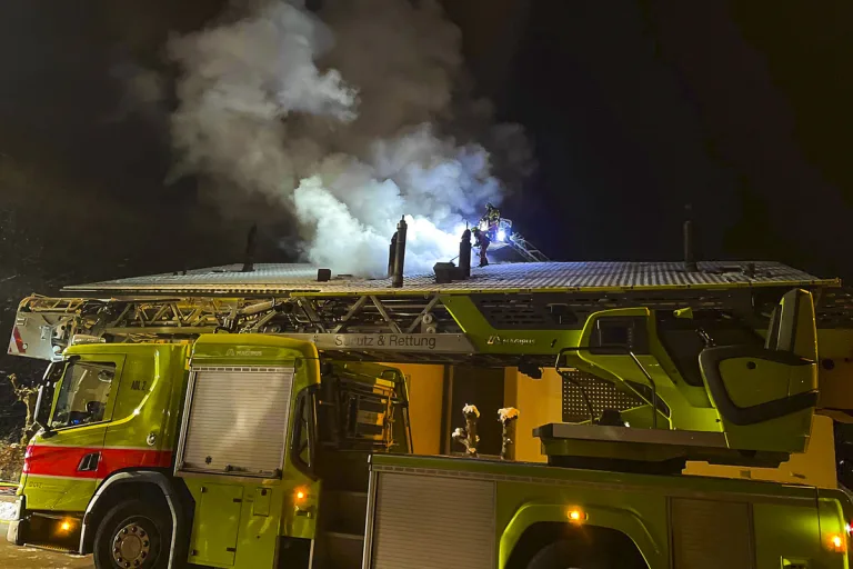 Zollikon ZH - Hoher Sachschaden nach Brand 