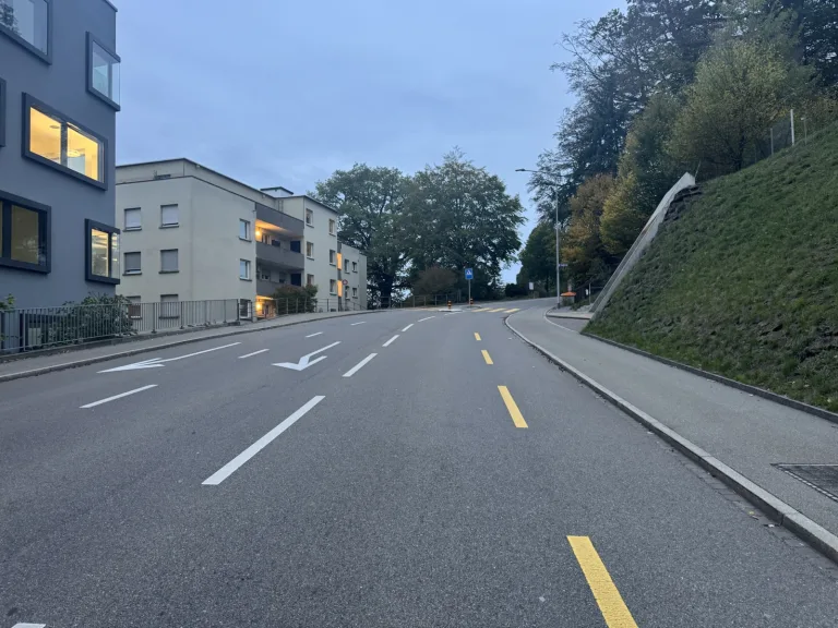 St.Gallen – Motorradfahrer (36) bei Überholmanöver verletzt