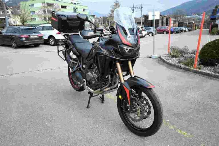 Unfall in Ebnat-Kappel SG – Motorradfahrer stürzt während der Fahrt