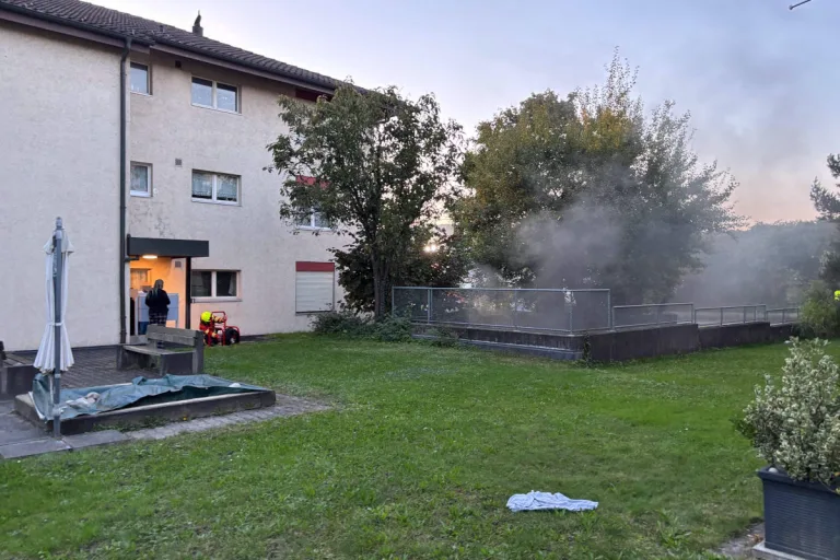 Lenzburg AG – Tiefgarage in Brand