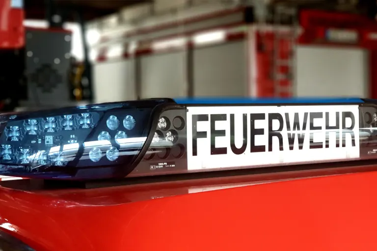 Oberhausen NW – Anwohnerin rettet drei Hunde aus brennender Wohnung