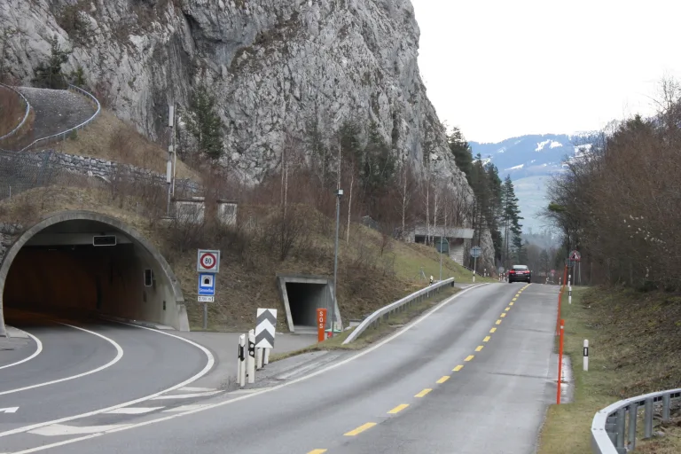 Berner Oberland – Sperrungen der A6/A8