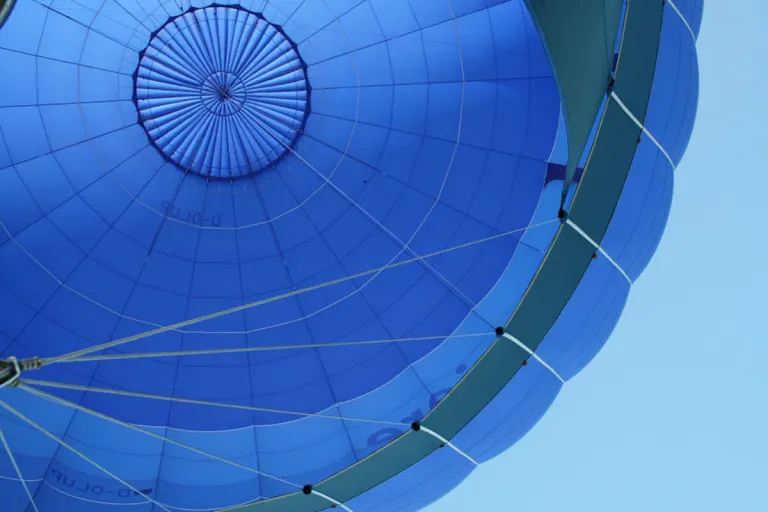 Kaisersbach - Unfall mit Heißluftballon mit sechs Insassen