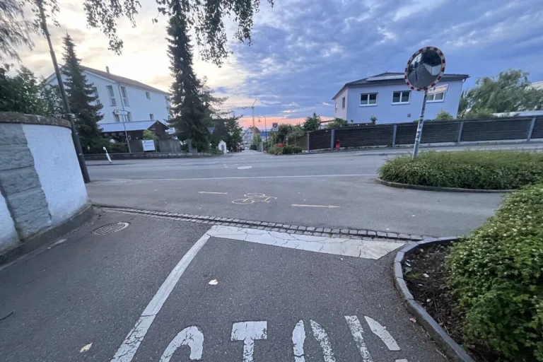Rorschach SG - 14-jährige E-Bikerin bei Unfall verletzt