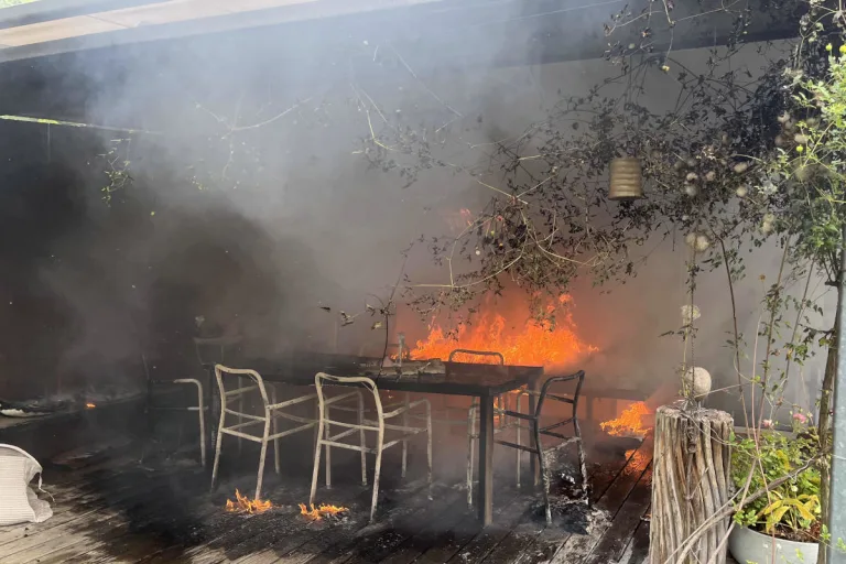 Lüchingen SG - Brand auf Terrasse