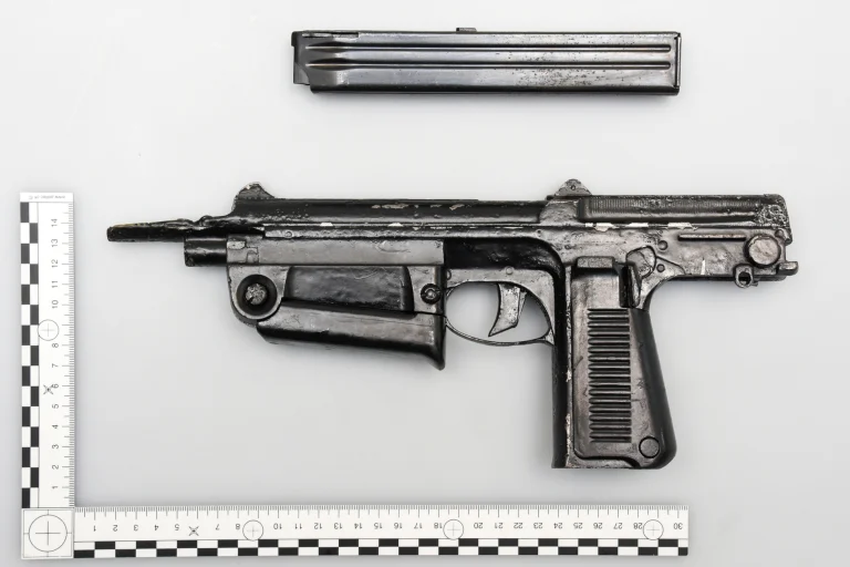 Martina GR – Schusswaffen und Einbruchswerkzeug sichergestellt