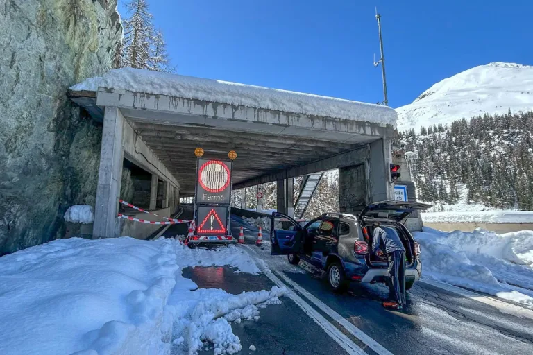 Kanton Wallis – Simplonpass wieder geöffnet – Grosser St. Bernhard weiterhin gesperrt