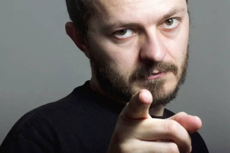 Drohungen nicht unterschätzen! Sofort richtig handeln