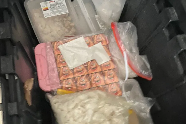 Zollfahndung Frankfurt - Drogenküche ausgehoben