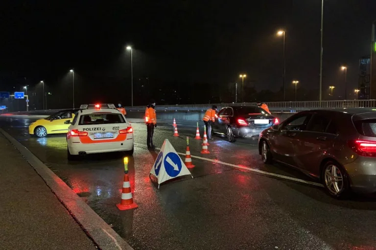 Bezirke Uster und Bülach ZH – 170 Fahrzeuge und deren Insassen kontrolliert
