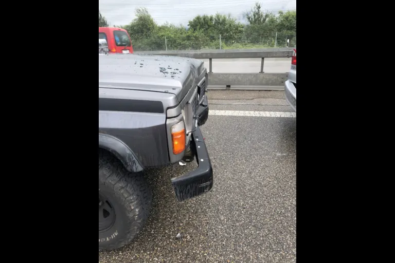 Auffahrunfall auf der Autobahn A3 bei Bilten
