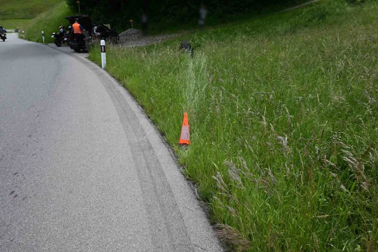 Mühlrüti SG - Motorradfahrer (16) verunfallt