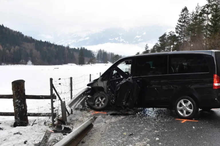 Landquart GR - Heftige Streifkollision auf der N28