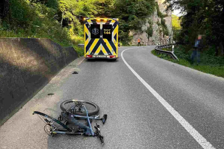Seewen SO - Alkoholisierter E-Biker nach Selbstunfall verletzt