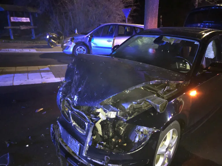 Wiehl – Mehrere Verletzte und hoher Sachschaden bei Unfall