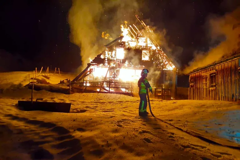 Weissbad AI - Brand eines Alpgebäudes