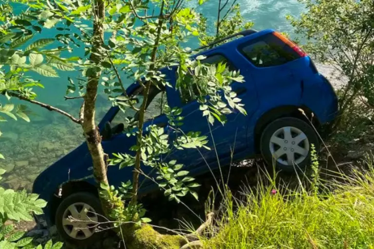 Klöntal GL - Defekte Bremsen führen zu Unfall 