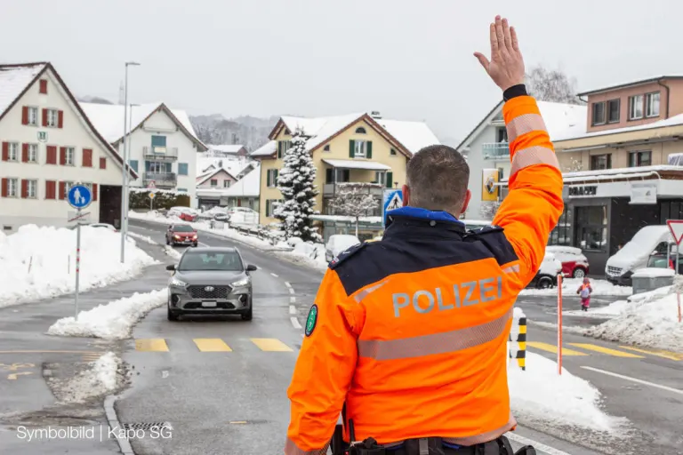 Kanton St. Gallen – Fehlbare Verkehrsteilnehmende angehalten