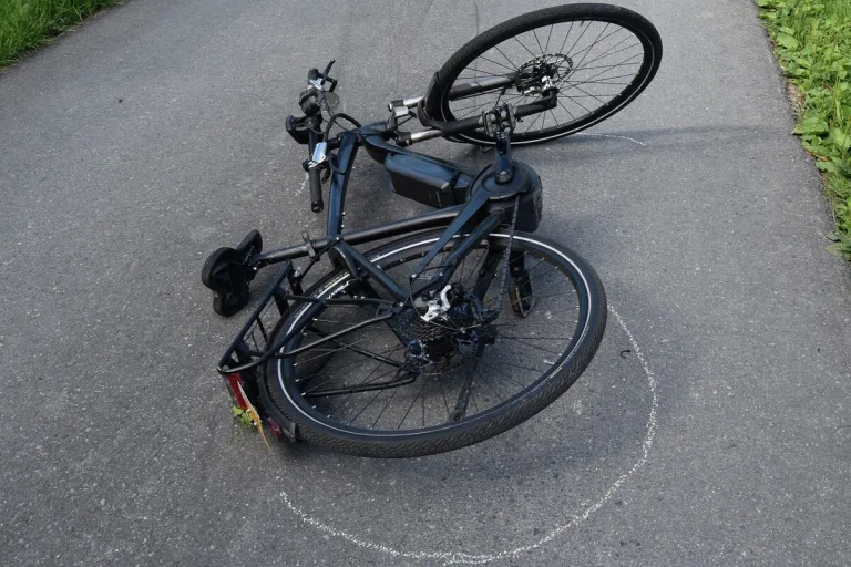 Zwei Unfälle mit E-Bikes in Appenzell Ausserrhoden