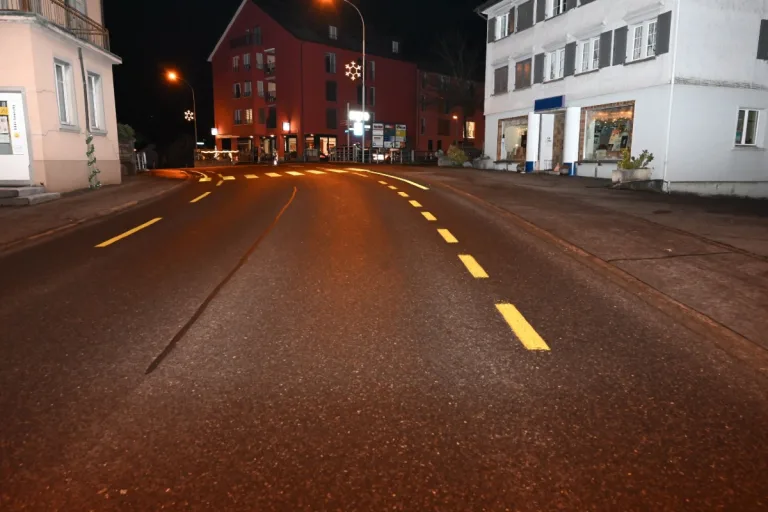 Grabs SG - Verkehrsunfall zwischen Auto und Fussgängerin