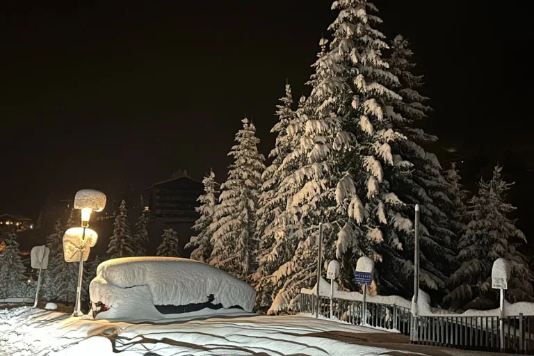 Am Wochenende - Wintereinbruch teilweise bis ins Flachland - in den Bergen fällt viel Neuschnee