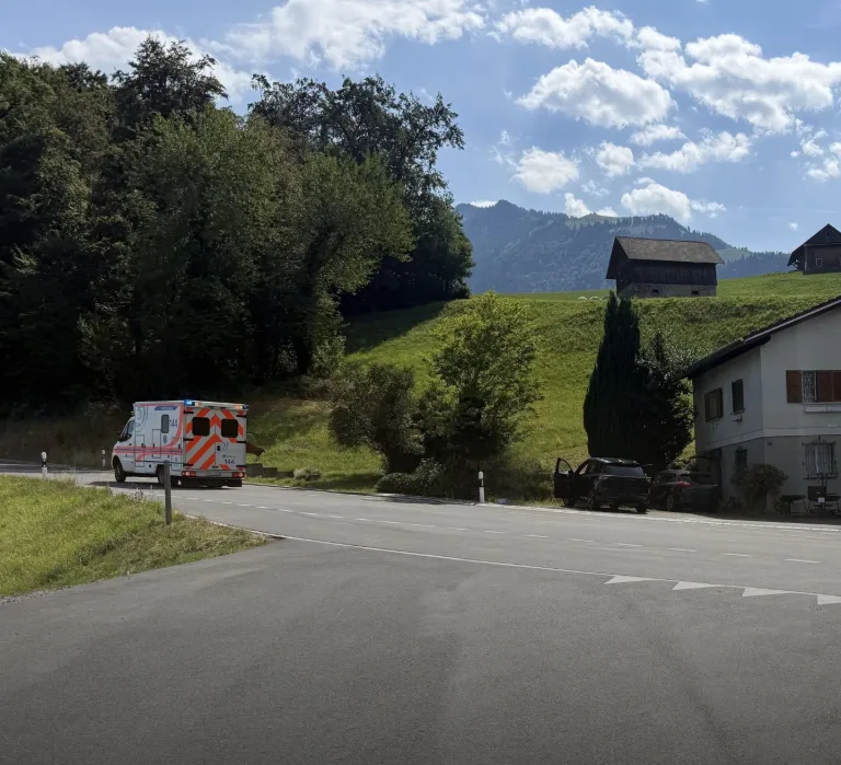 Sachseln OW – Missachteter Vortritt führt zu Velounfall